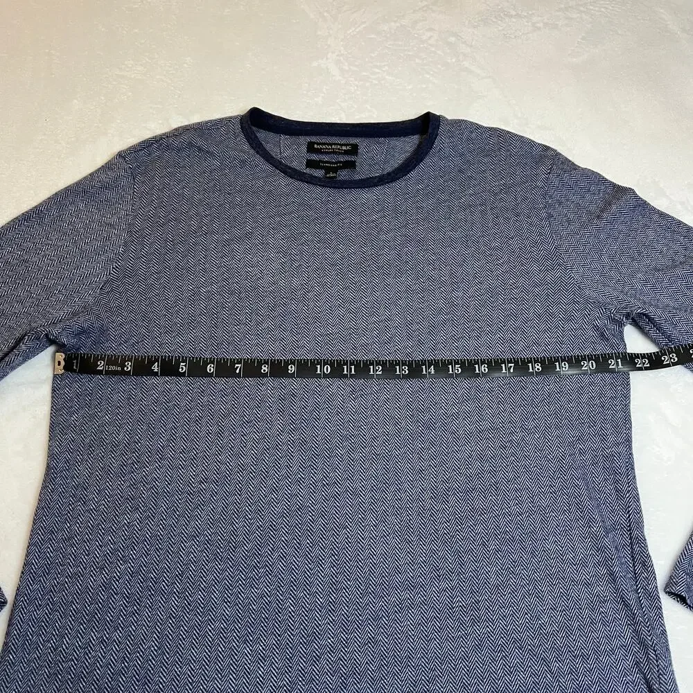 Banana Republic Men's Luxury Touch Crewneck Standard Fit Shirt Size L Cotton